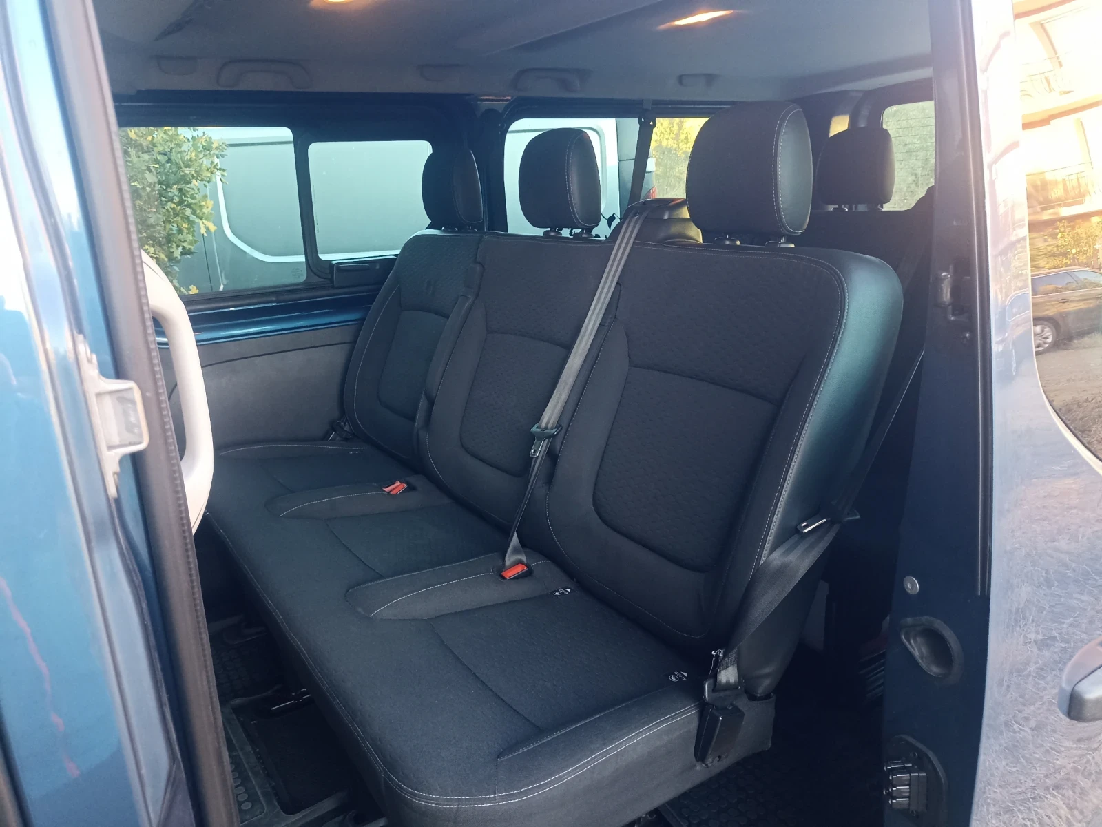 Opel Vivaro 1.6  CDTI. 145 к.с. , снимка 6 - Бусове и автобуси - 56654489