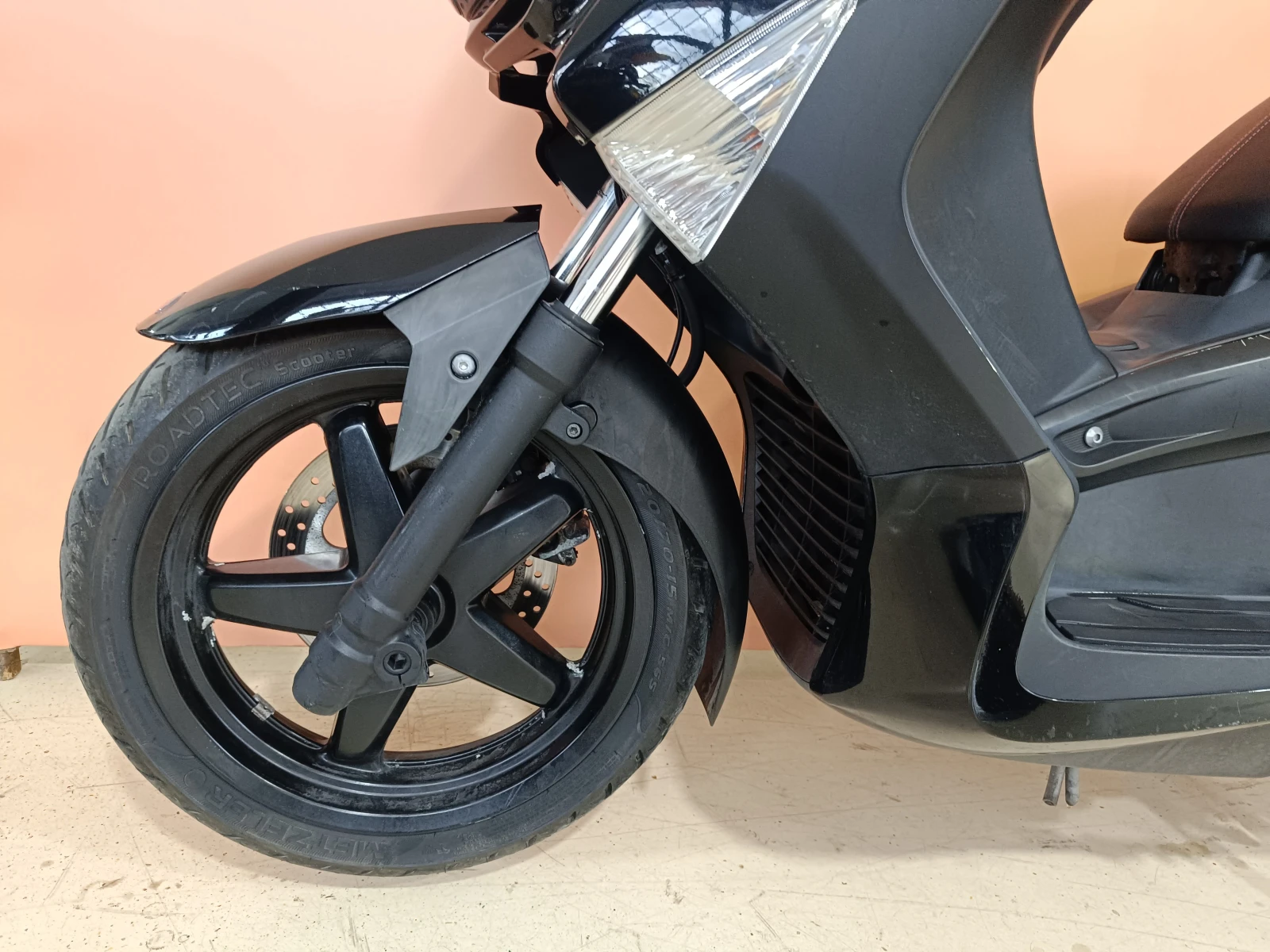Yamaha X-max 250, снимка 13 - Мотоциклети и мототехника - 54540544