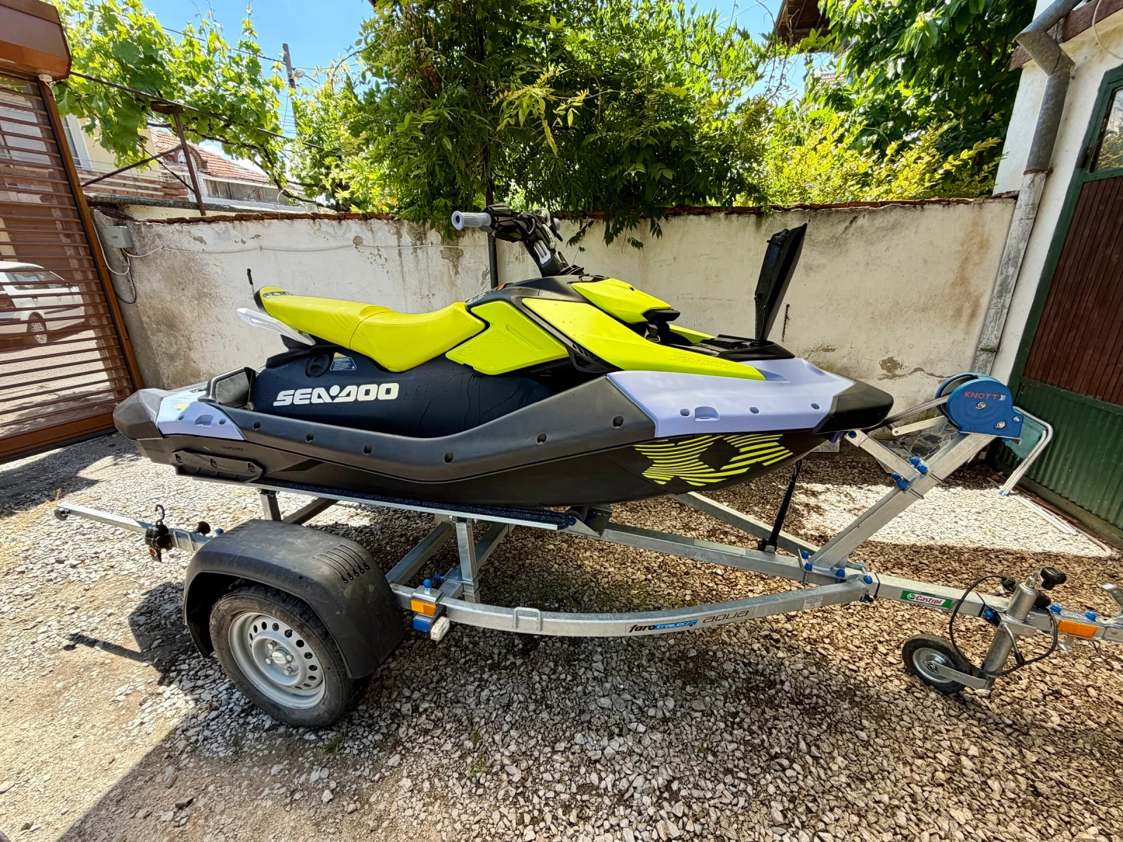 Джет Bombardier Sea Doo spark trixx 3up , снимка 2 - Воден транспорт - 54849042