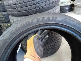 Гуми Летни 255/40R19, снимка 4 - Гуми и джанти - 45793472