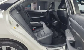 Toyota Camry * Hybrid XLE * КРАЙНА ЦЕНА ДО БЪЛГАРИЯ, снимка 12