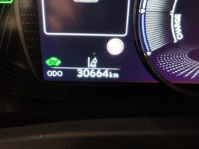 Lexus UX 250h F-sport AWD, снимка 8 - Автомобили и джипове - 10036213