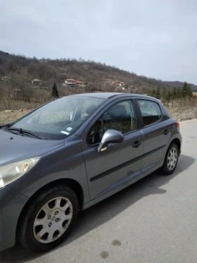 Peugeot 207 1.4i 75 hp 2008г, снимка 2