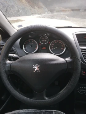 Peugeot 207 1.4i 75 hp 2008г, снимка 13