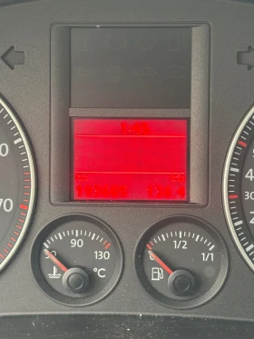 VW Golf 1.6i 102 k.c.  - 5900 лв. / 3016.62 € - 20038042 5