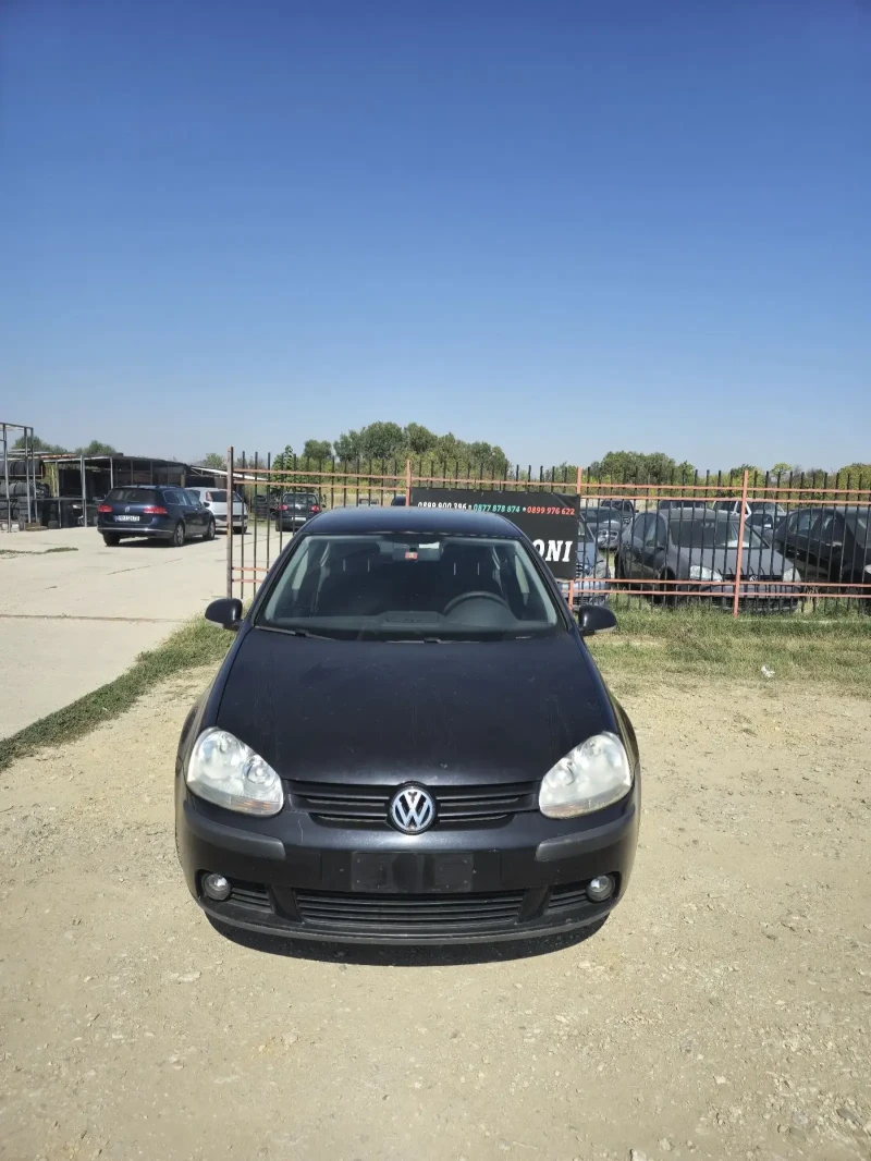 VW Golf 1.6, снимка 1 - Автомобили и джипове - 47385585