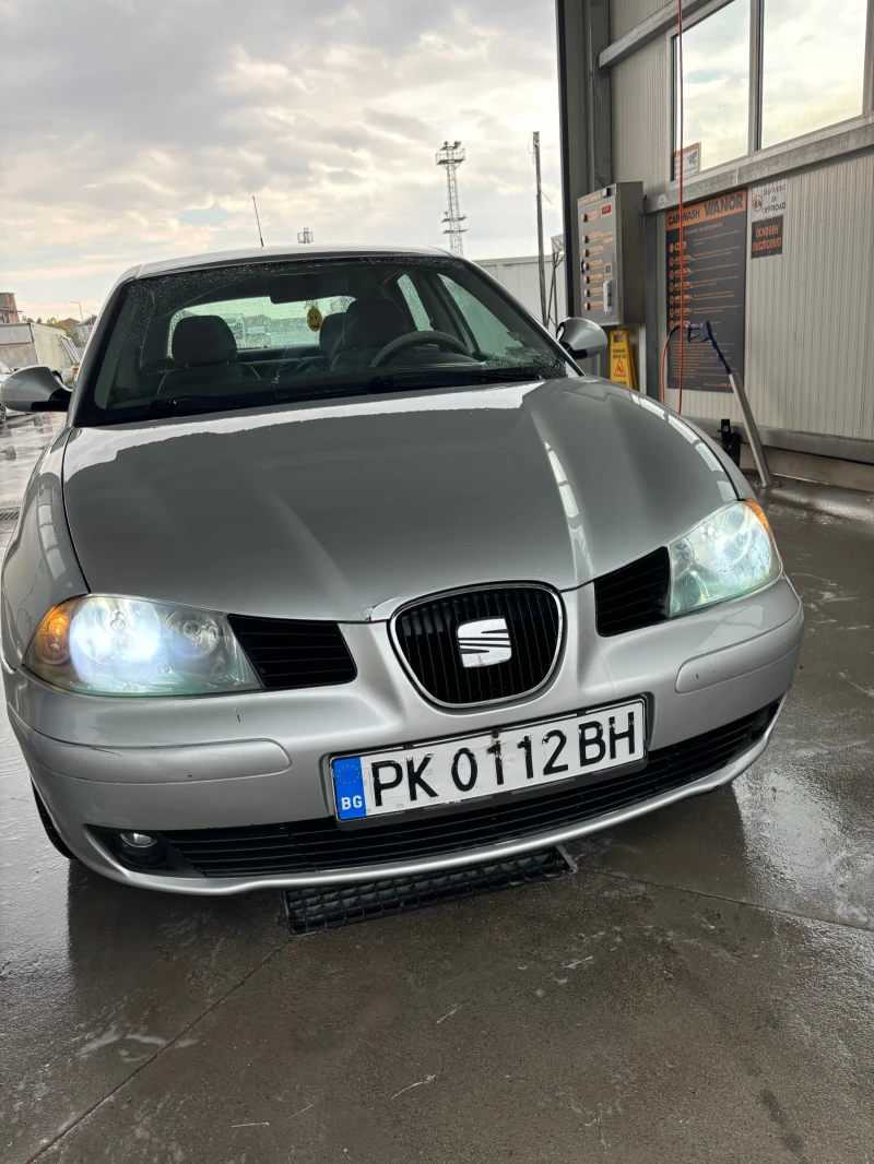 Seat Ibiza, снимка 1 - Автомобили и джипове - 47393502