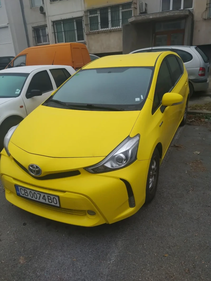 Toyota Prius Седем места , снимка 2 - Автомобили и джипове - 48528734