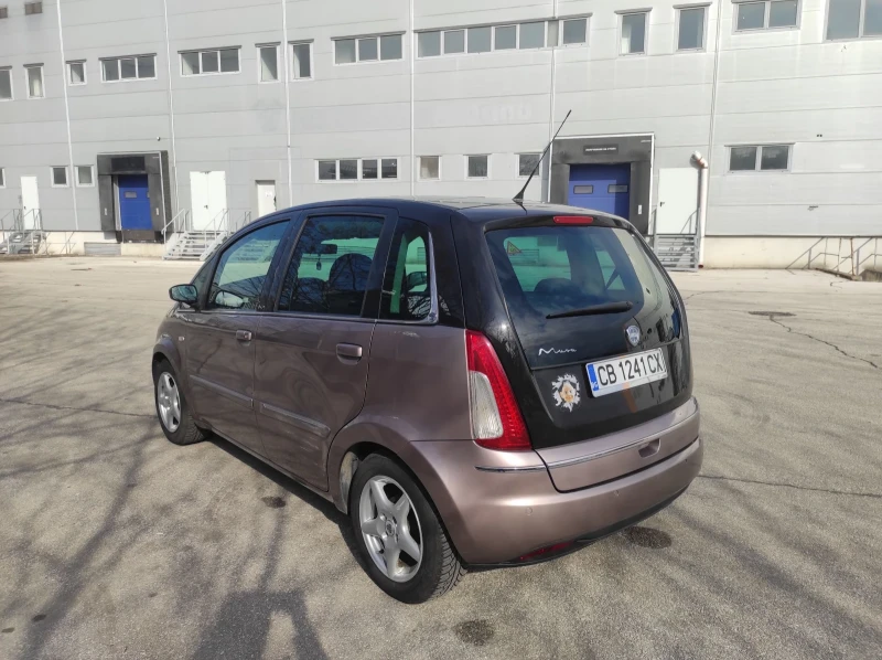 Lancia Musa 1.4 Platino Bicolore, снимка 5 - Автомобили и джипове - 48951237