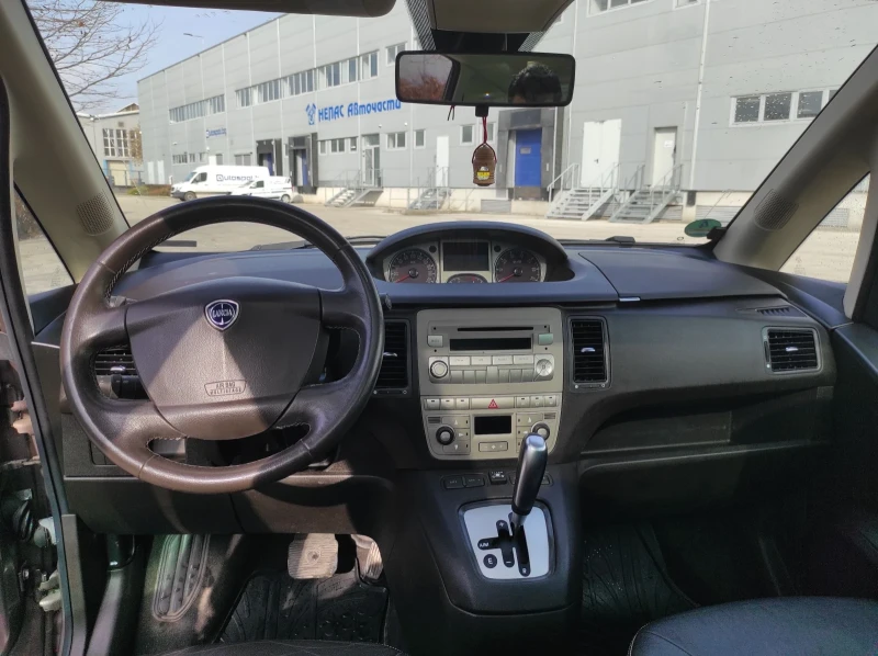 Lancia Musa 1.4 Platino Bicolore, снимка 11 - Автомобили и джипове - 48951237