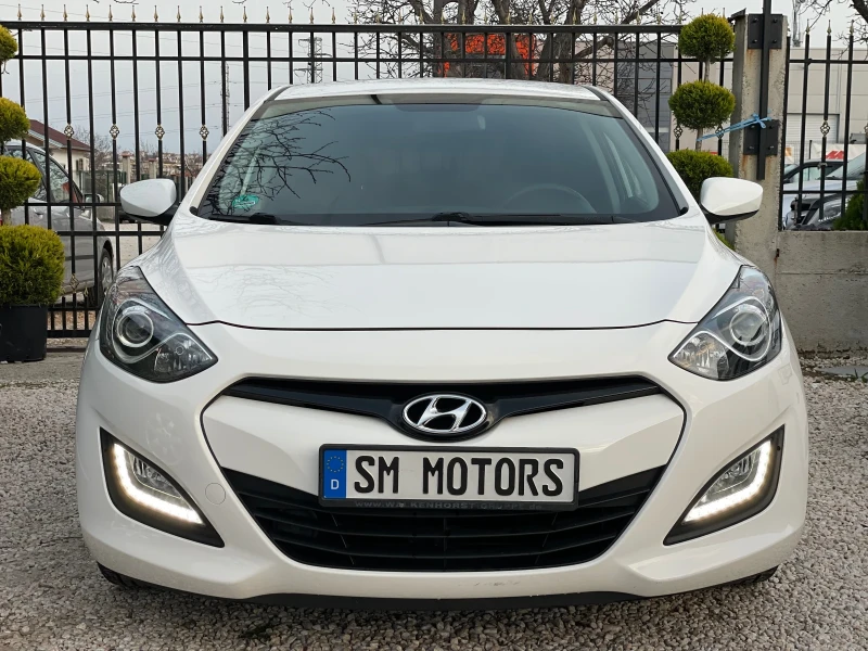 Hyundai I30 1.4i 99кс УНИКАТ, снимка 1 - Автомобили и джипове - 49508863