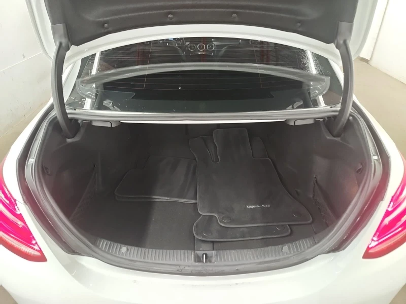 Mercedes-Benz C 300 4Matic* Подгрев* Пано* Камера, снимка 13 - Автомобили и джипове - 52317859
