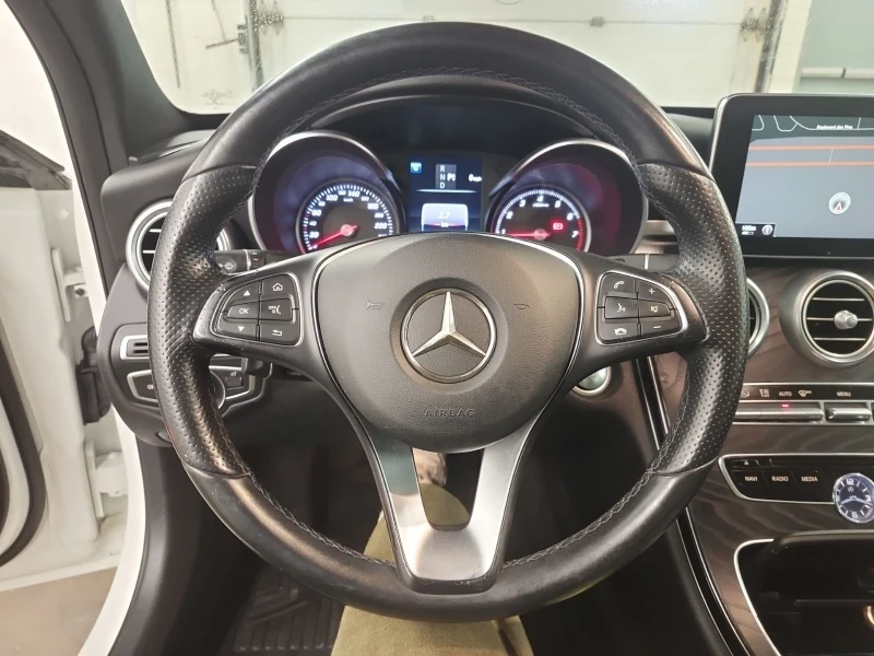 Mercedes-Benz C 300 4Matic* Подгрев* Пано* Камера, снимка 8 - Автомобили и джипове - 52317859