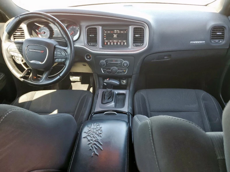 Dodge Charger SXT, снимка 8 - Автомобили и джипове - 52531087