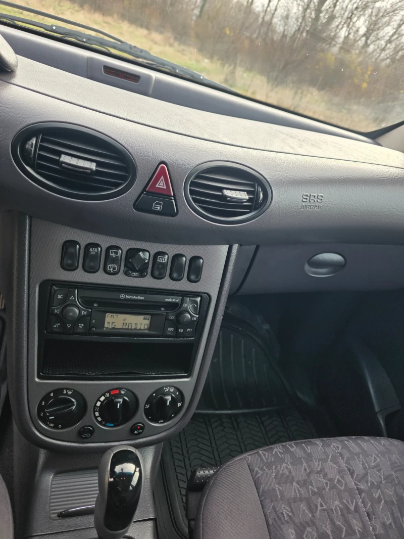 Mercedes-Benz A 160, снимка 9 - Автомобили и джипове - 52677674