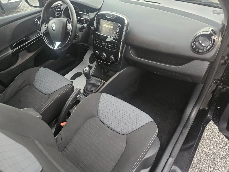 Renault Clio 1.5 DCI , снимка 13 - Автомобили и джипове - 52968138