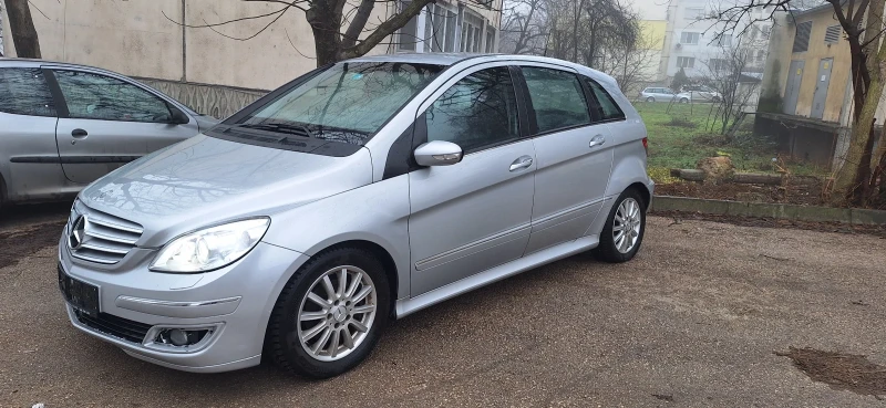 Mercedes-Benz B 200 2.0cdi, снимка 3 - Автомобили и джипове - 53027435