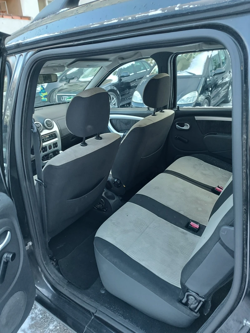 Dacia Logan, снимка 8 - Автомобили и джипове - 53083302