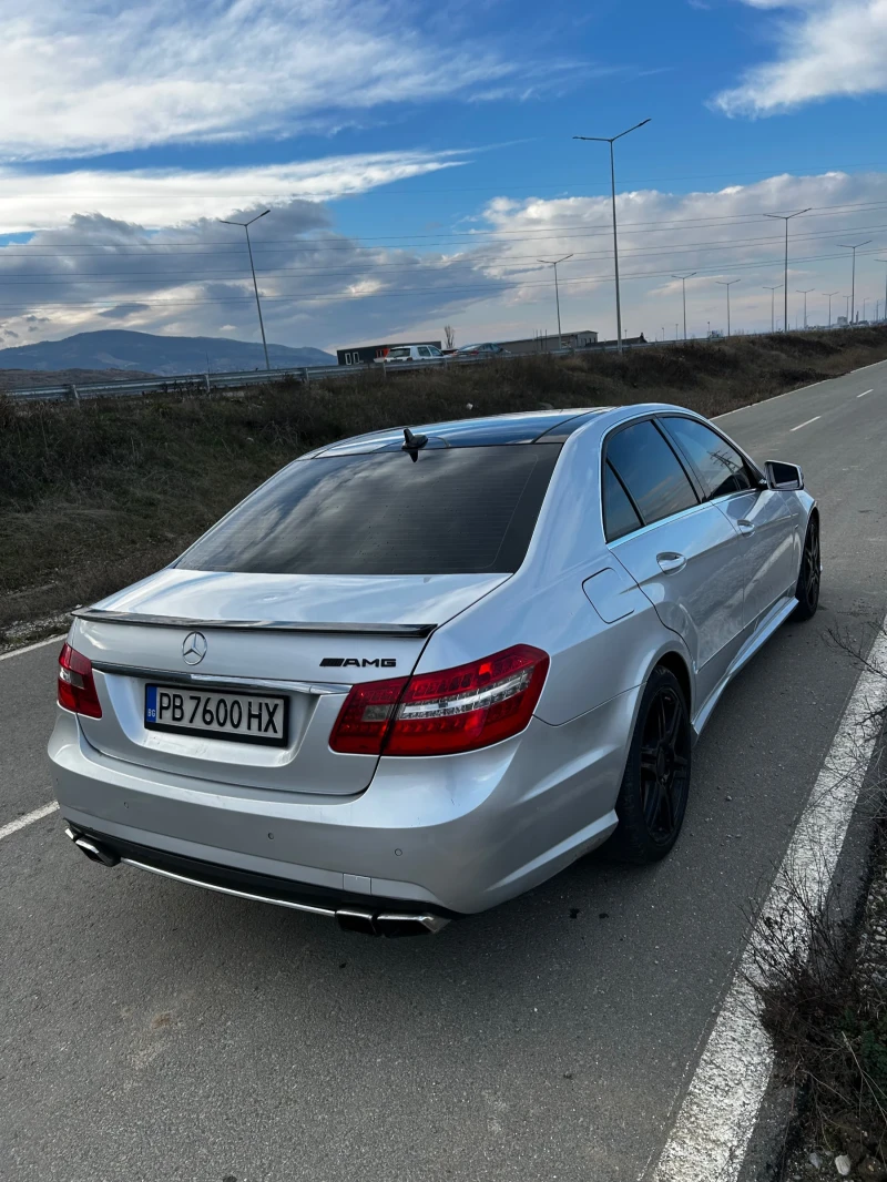 Mercedes-Benz E 350 350, снимка 5 - Автомобили и джипове - 53113911
