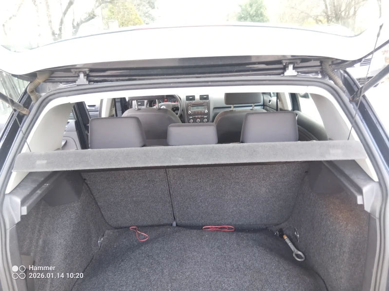 VW Golf 1.9тди, снимка 4 - Автомобили и джипове - 53141294