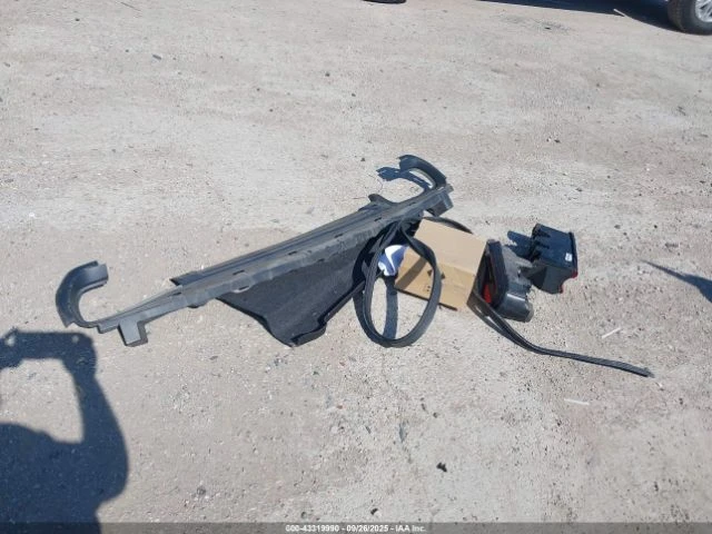 Dodge Challenger 3.6* V6* 8ZF* ПОДГРЕВ* КАМЕРА* КЕЙЛЕС* LANE* ASSIS, снимка 13 - Автомобили и джипове - 52655713