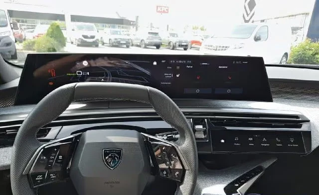 Peugeot 3008 ELECTRO/213HP/GT/CAM/LED/NAVI/CPLAY/KLESS/307q, снимка 8 - Автомобили и джипове - 54554671