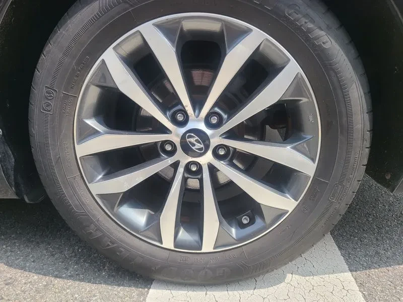 Hyundai Grandeur 2.4, снимка 5 - Автомобили и джипове - 54626065