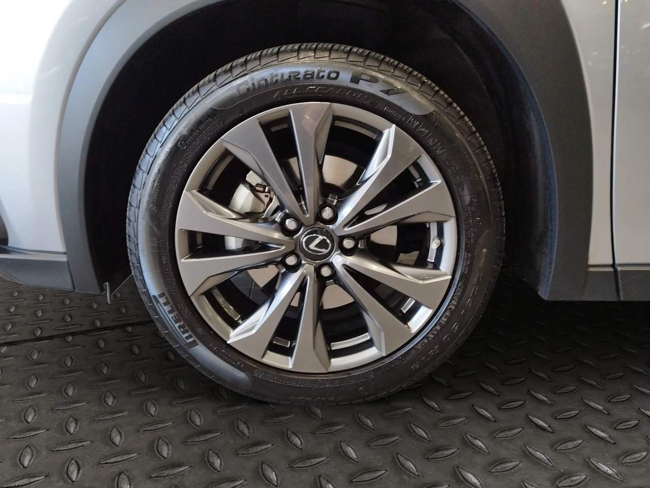 Lexus UX 250h F-sport AWD | Mobile.bg � ����������� 13