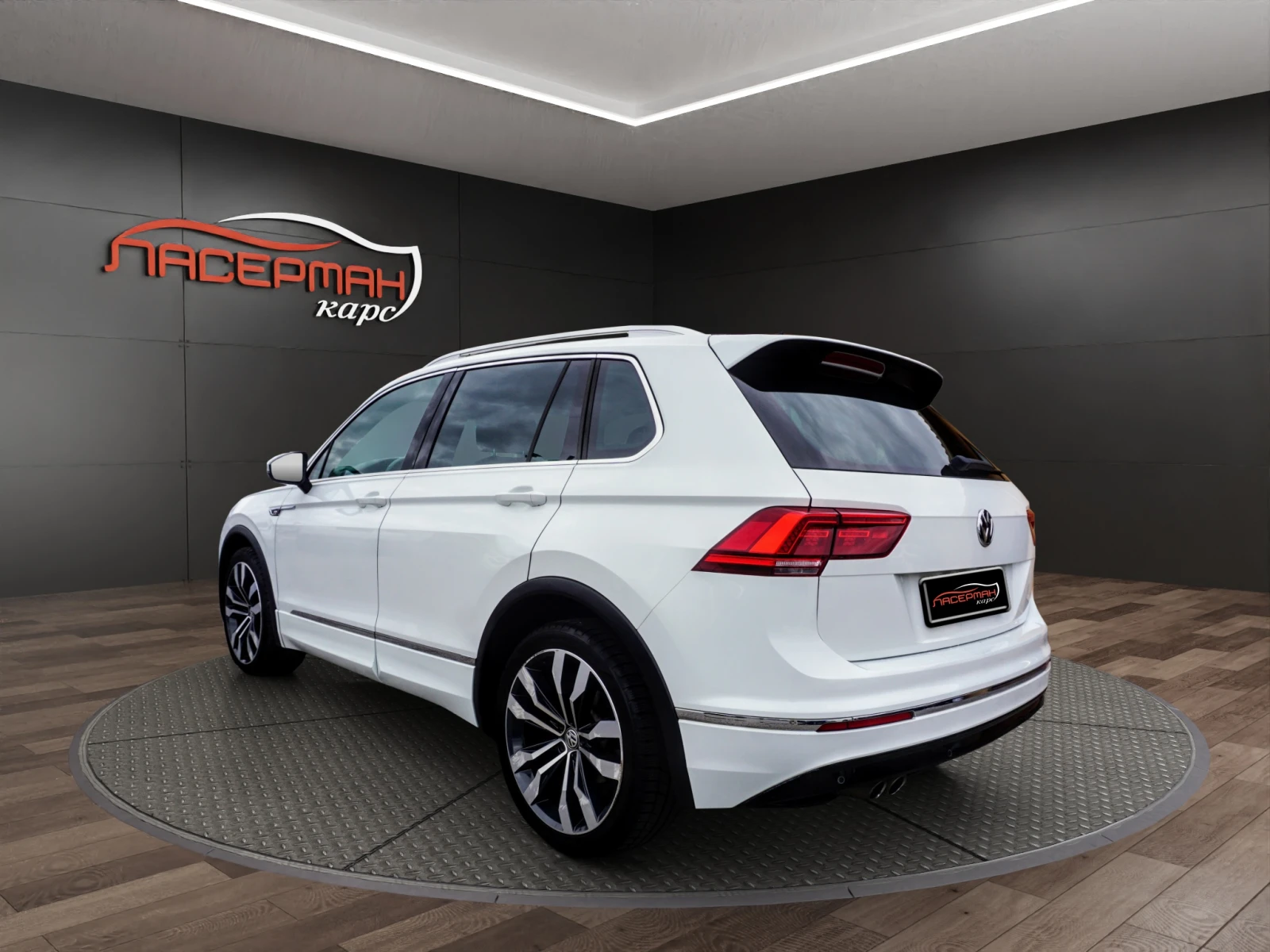 VW Tiguan 2.0TDI R-LINE EXECUTIVE DSG 4-MOTION - изображение 4