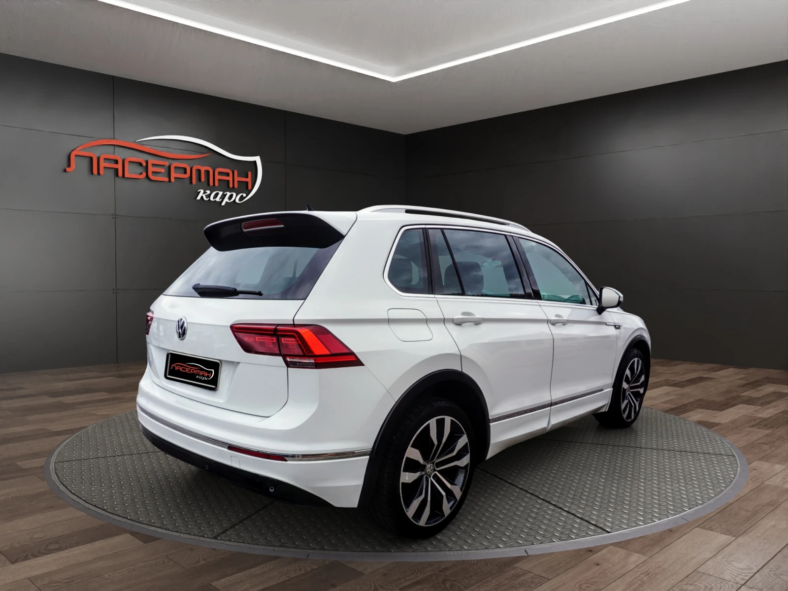 VW Tiguan 2.0TDI R-LINE EXECUTIVE DSG 4-MOTION - изображение 3