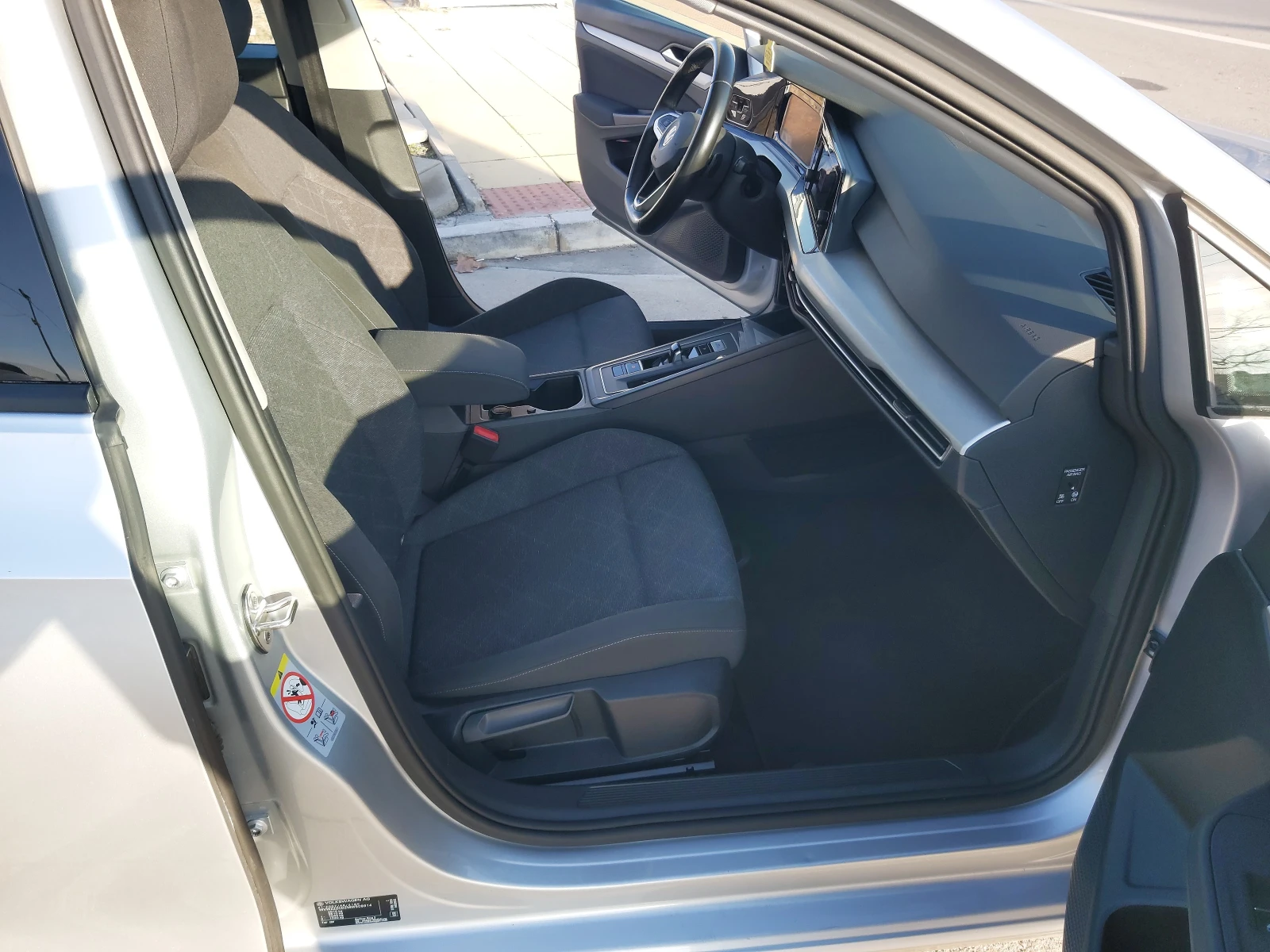 VW Golf SW-2.0d-Euro-6D-Automat | Mobile.bg — изображение 17