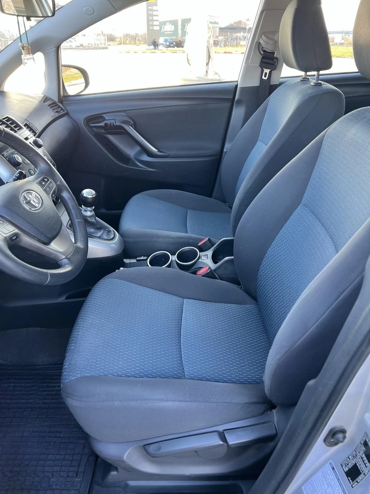 Toyota Verso 2.0 D-4D Facelift ! ! 191 000  !!! | Mobile.bg   11