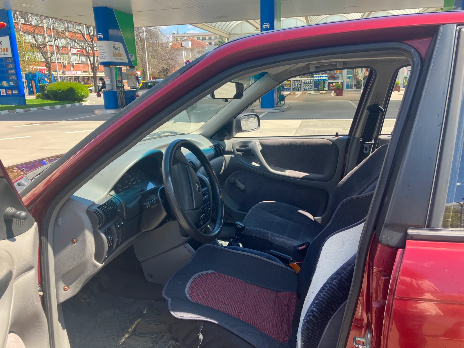 Opel Astra GLS - изображение 4