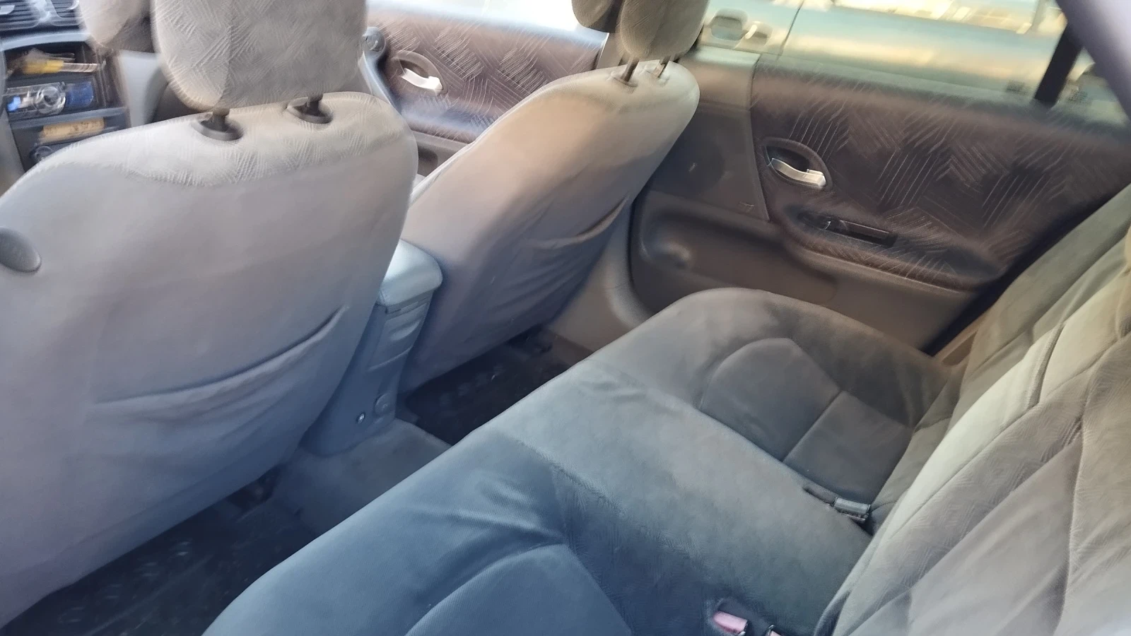 Renault Laguna 1.6 16 V - изображение 8