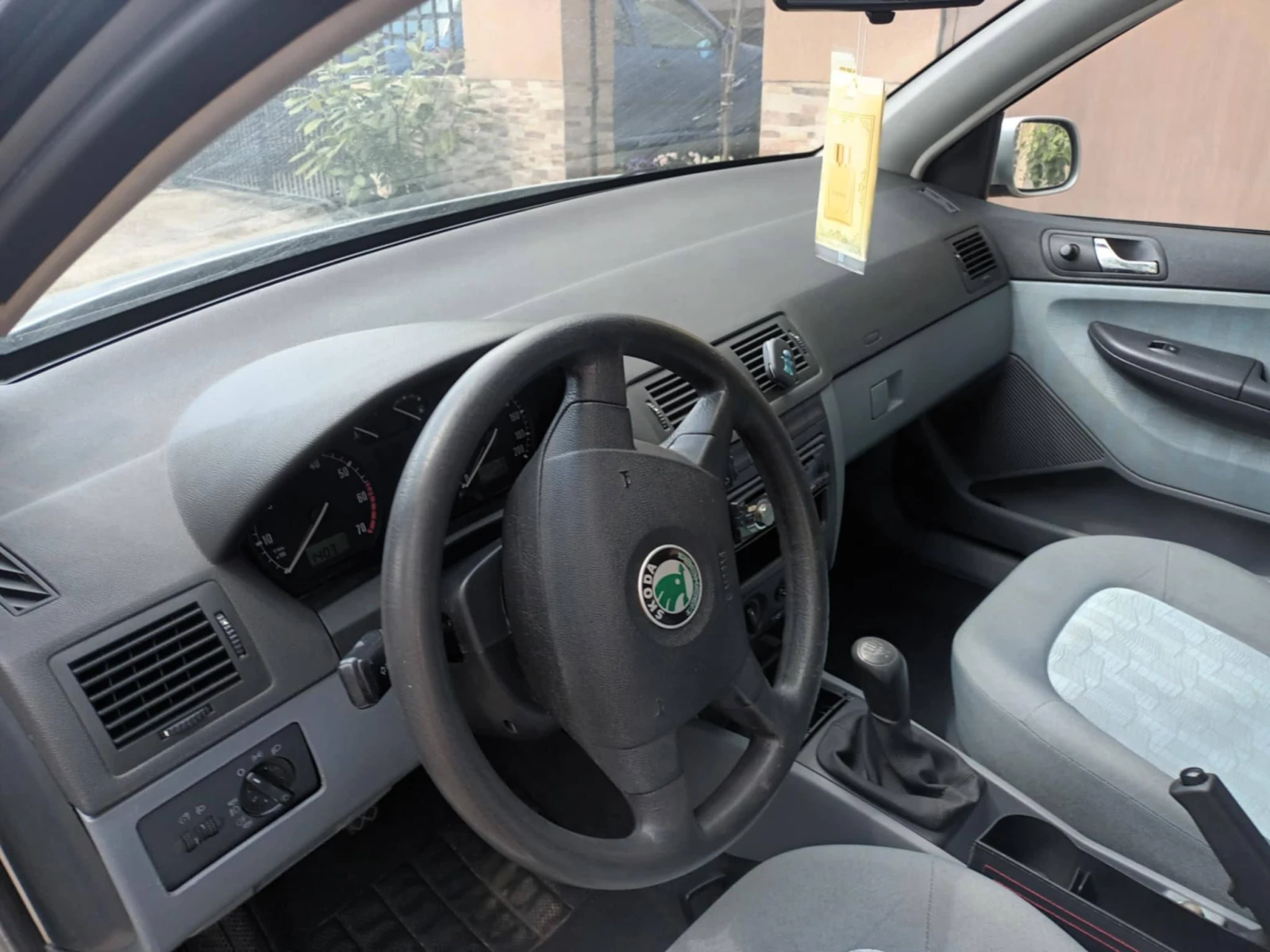 Skoda Fabia 1.4 - изображение 4