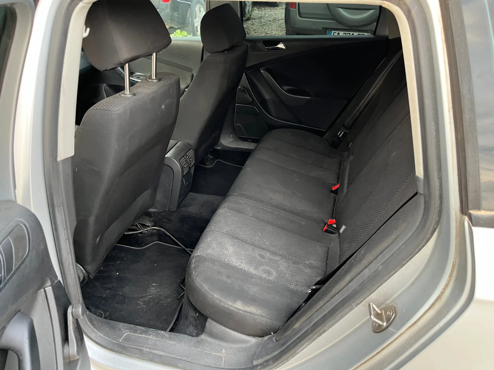 VW Passat 1.9TDI 105 - изображение 8