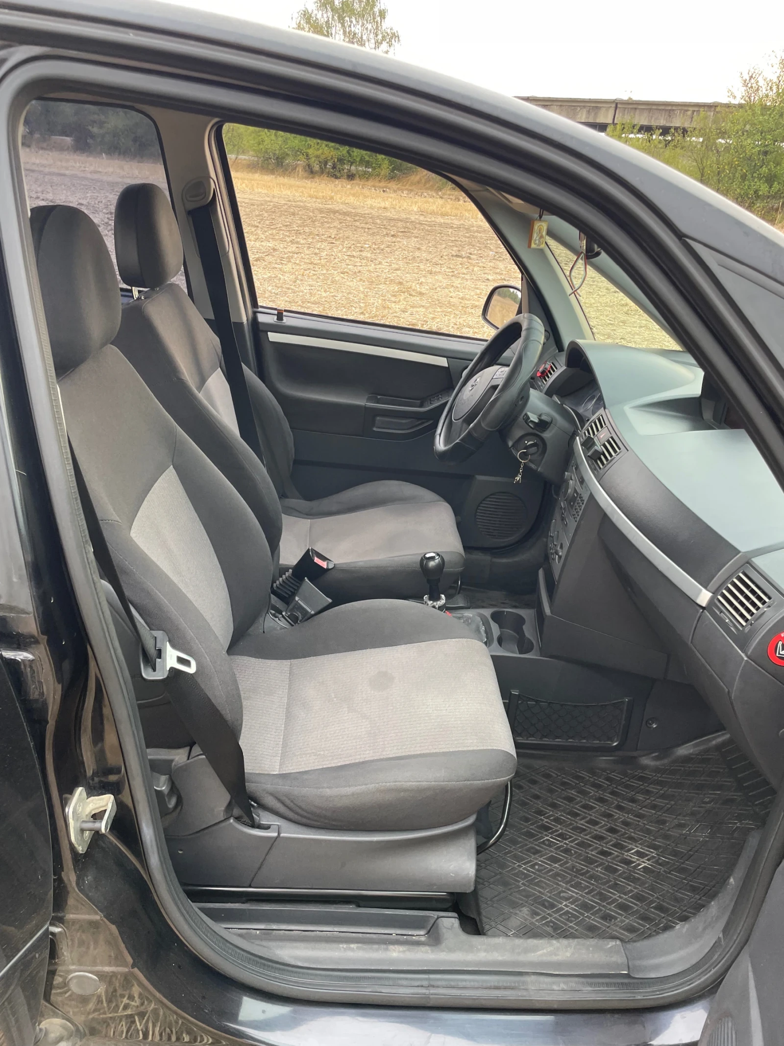 Opel Meriva 1, 7 cbti - изображение 8