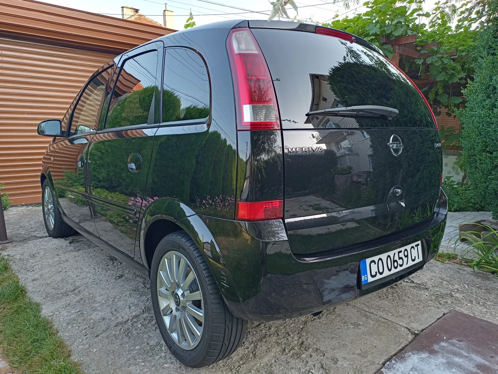 Opel Meriva Мини ван - изображение 7