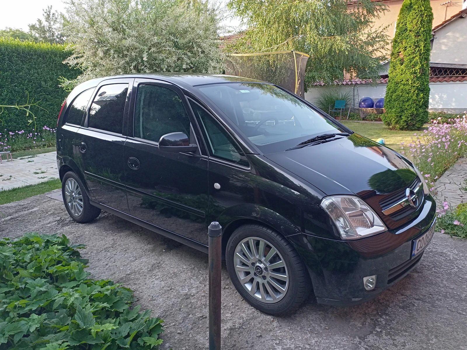Opel Meriva Мини ван - изображение 4