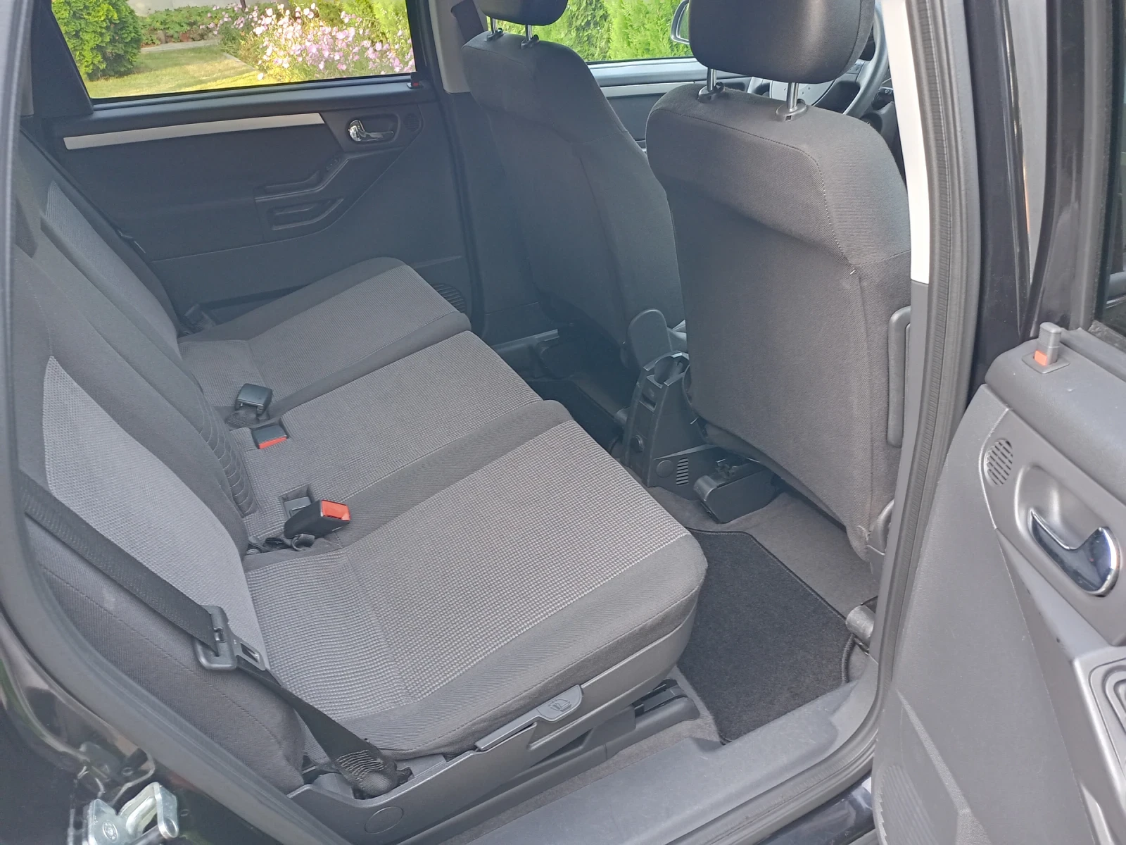Opel Meriva Мини ван - изображение 9