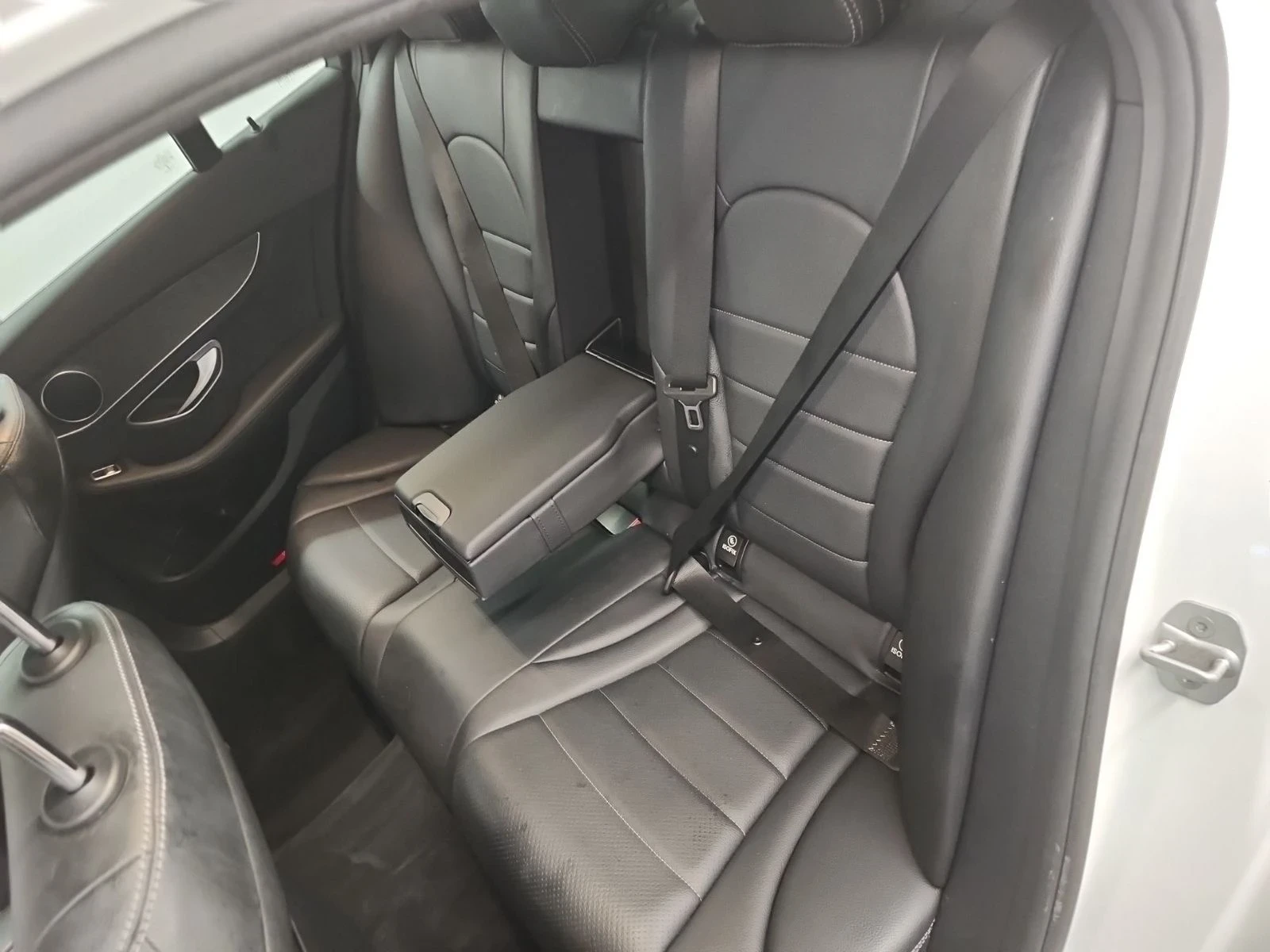 Mercedes-Benz C 300 4Matic* Подгрев* Пано* Камера - изображение 10