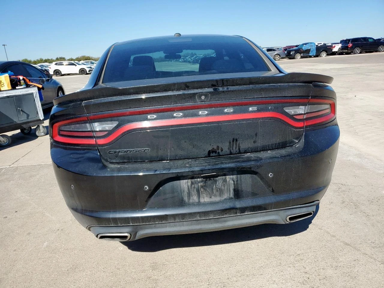 Dodge Charger SXT - изображение 3