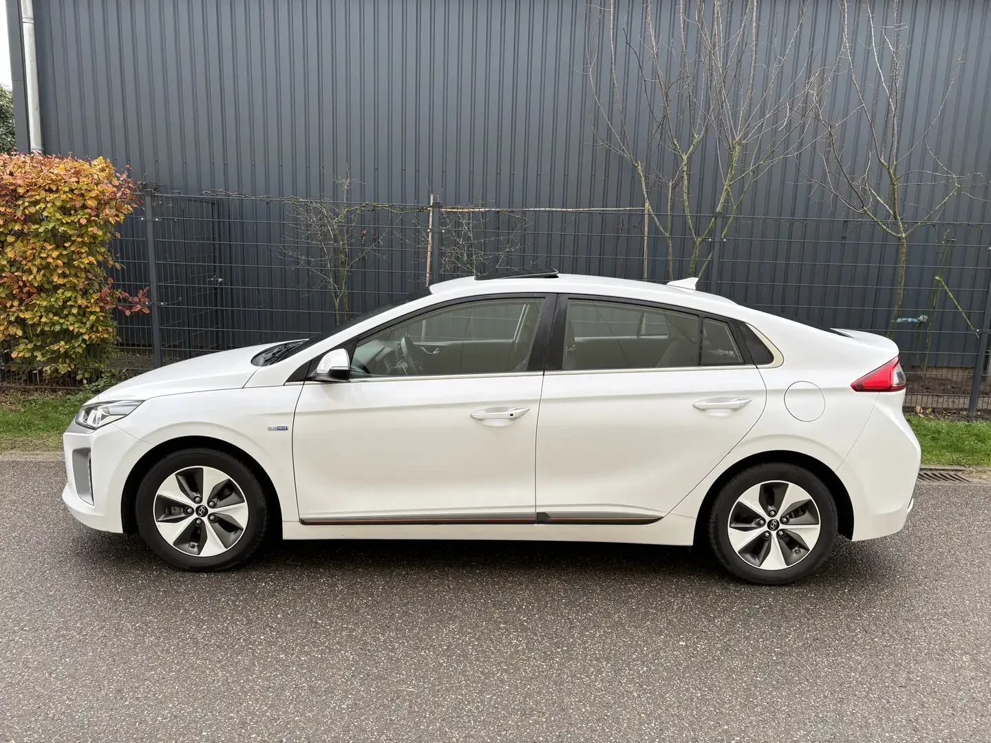 Hyundai Ioniq Full electric | Mobile.bg   1