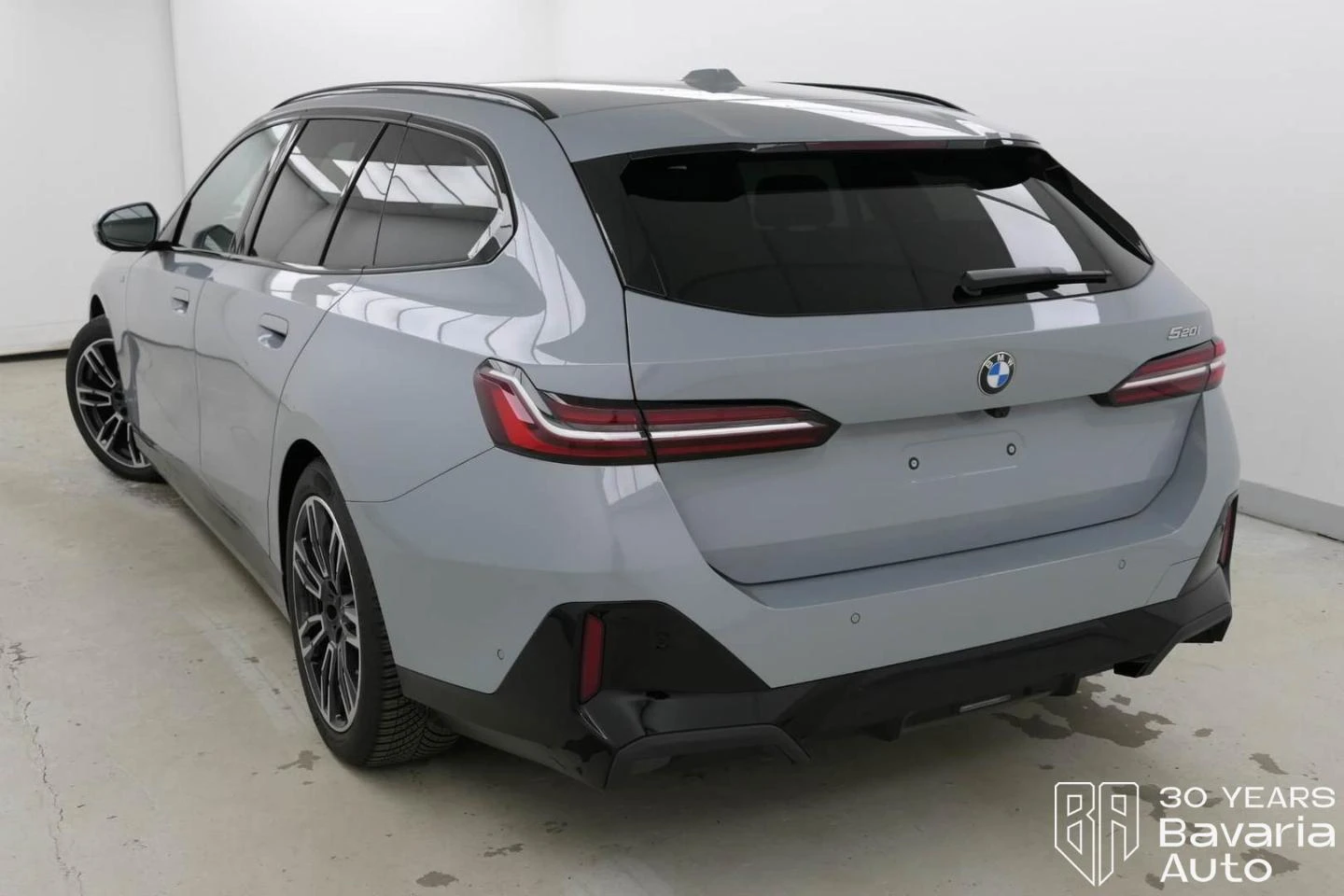 BMW 520 i Touring M Sport Paket Steptronic | Mobile.bg   2