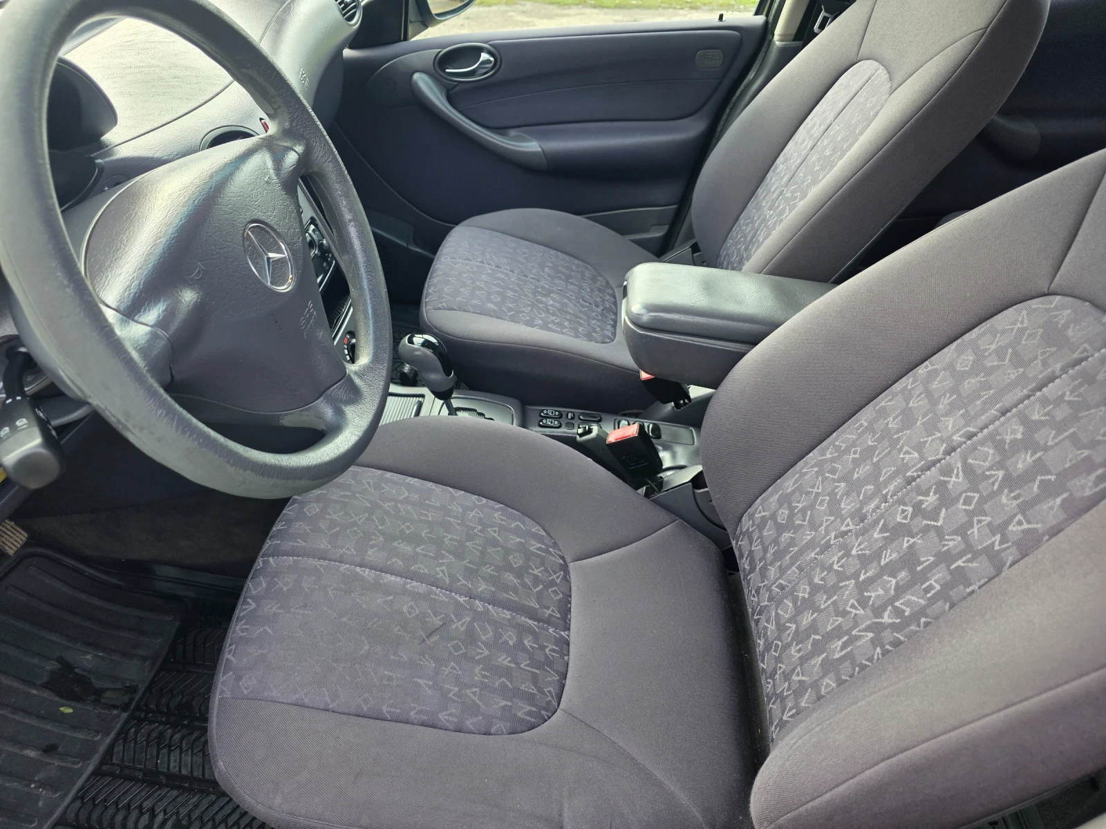 Mercedes-Benz A 160  - изображение 7