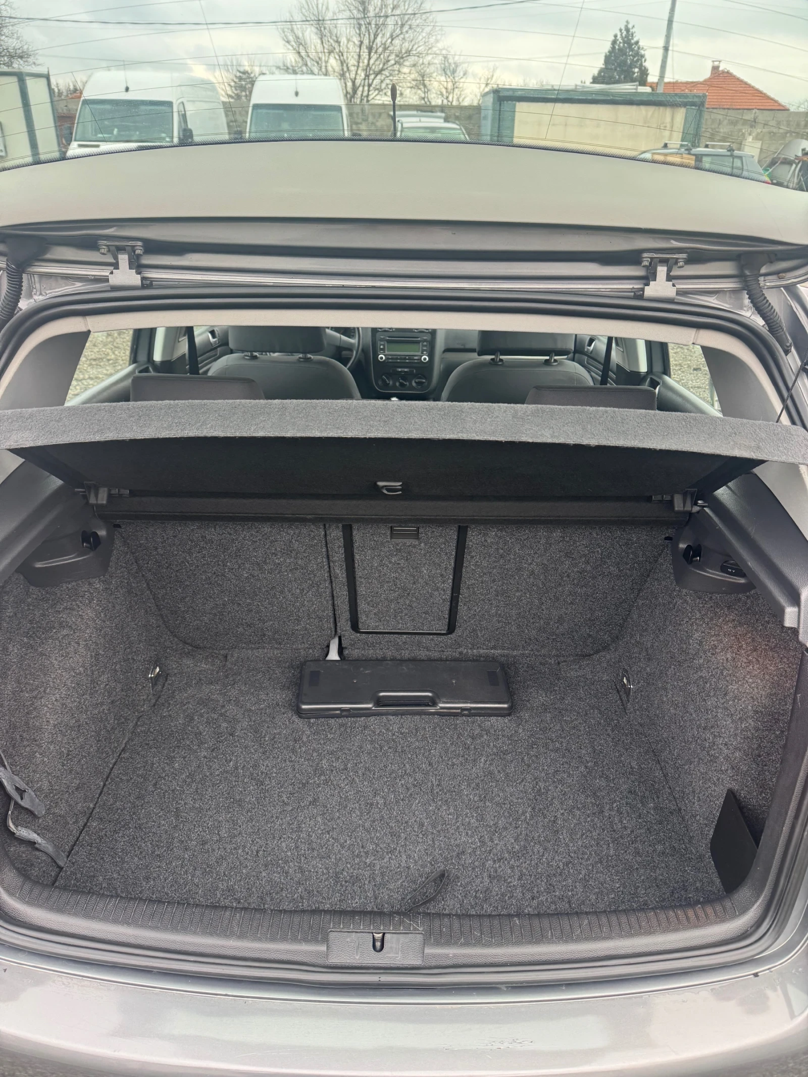 VW Golf 1.6i 102 k.c.  | Mobile.bg � ����������� 2