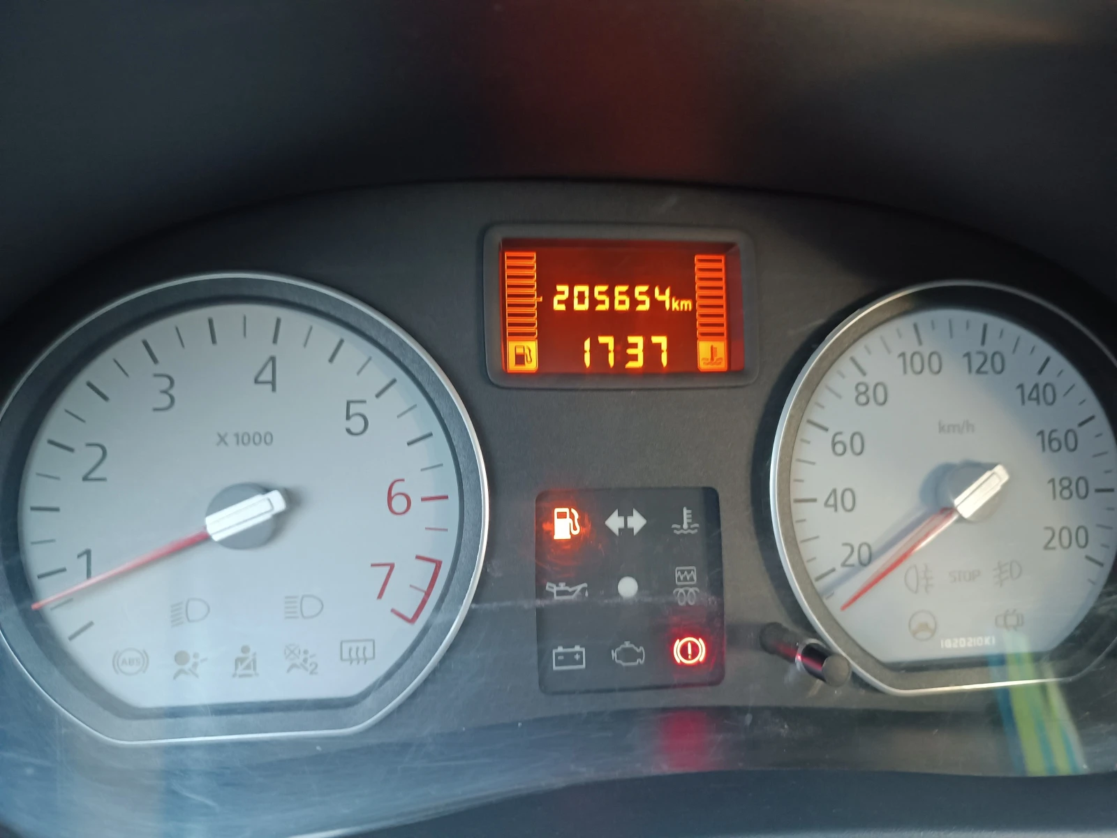 Dacia Logan  - изображение 5