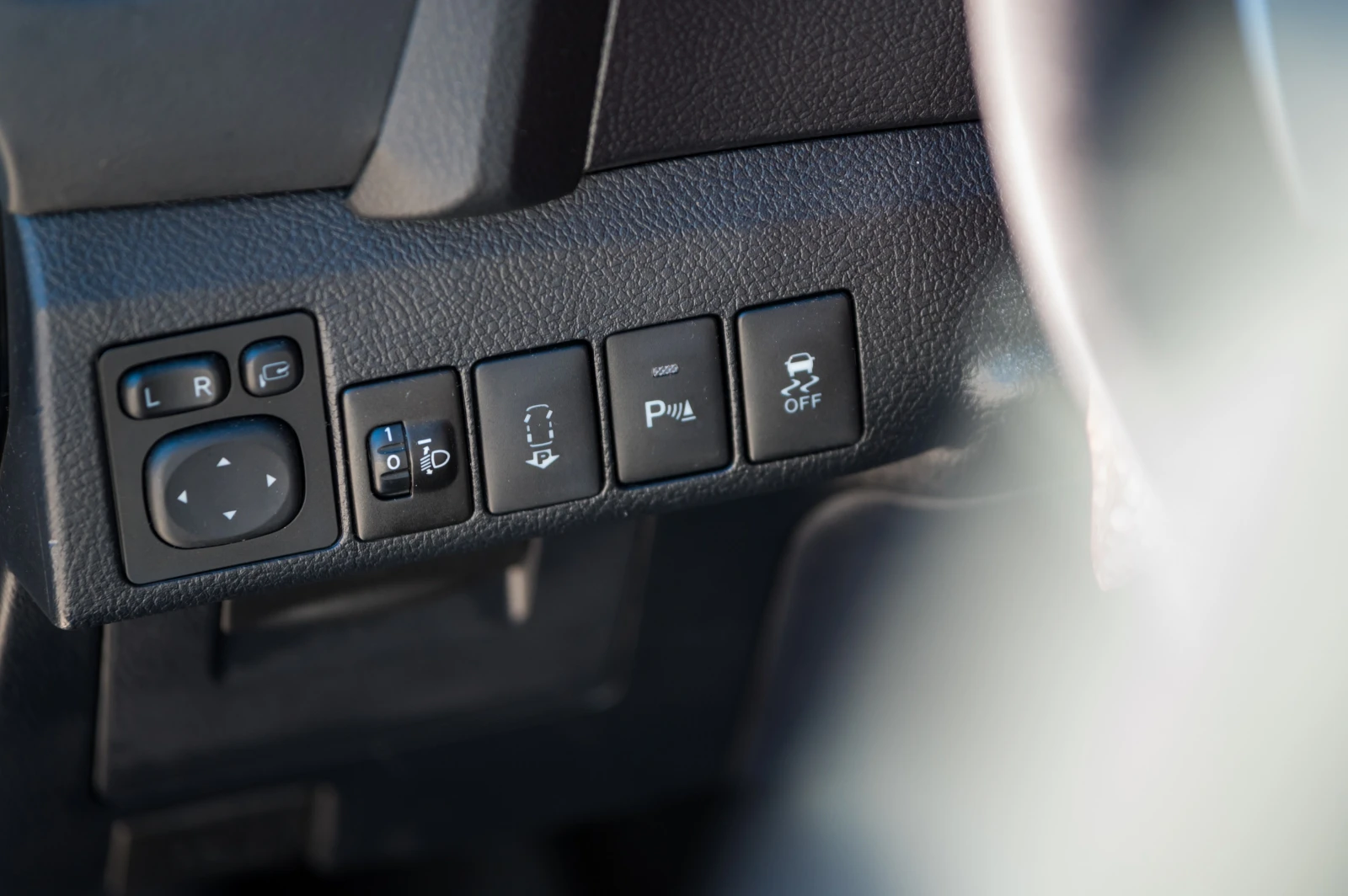 Toyota Auris 1.4-D4D | Mobile.bg � ����������� 15