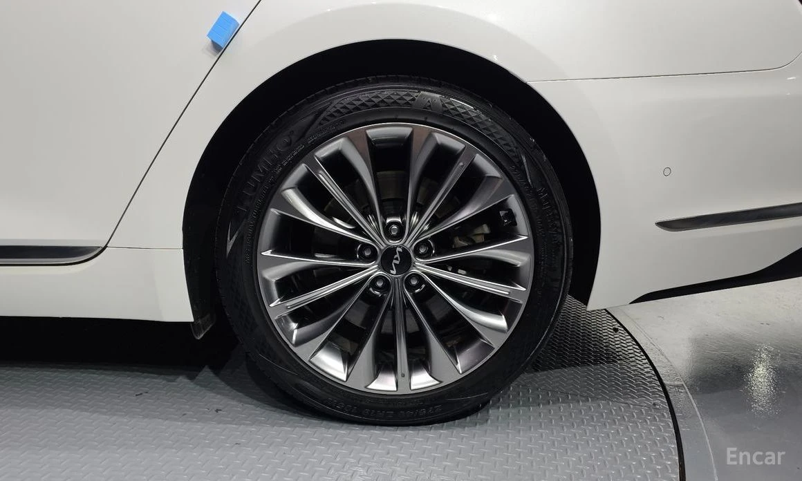 Kia K9  - изображение 5