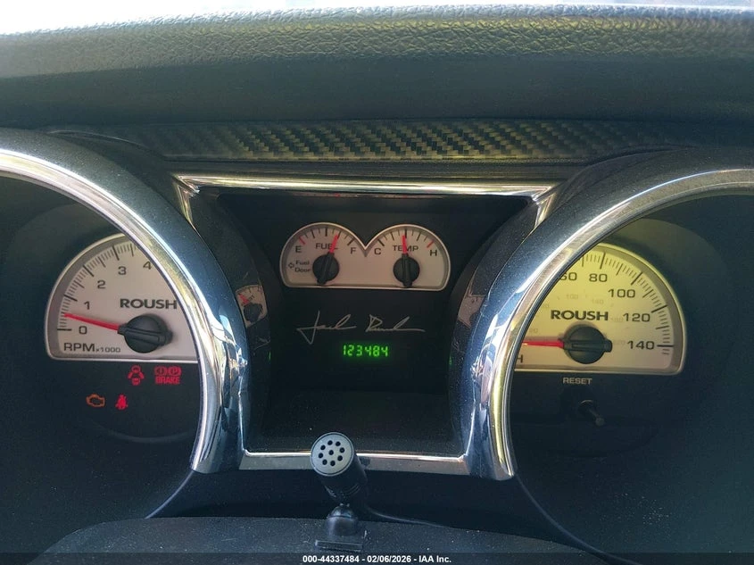 Ford Mustang GT Deluxe - изображение 7